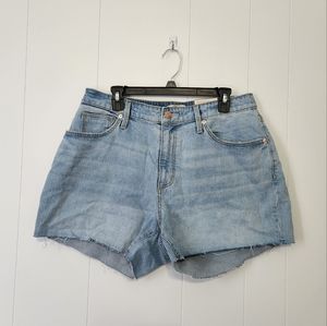 Universal thread curvy vintage midi shorts